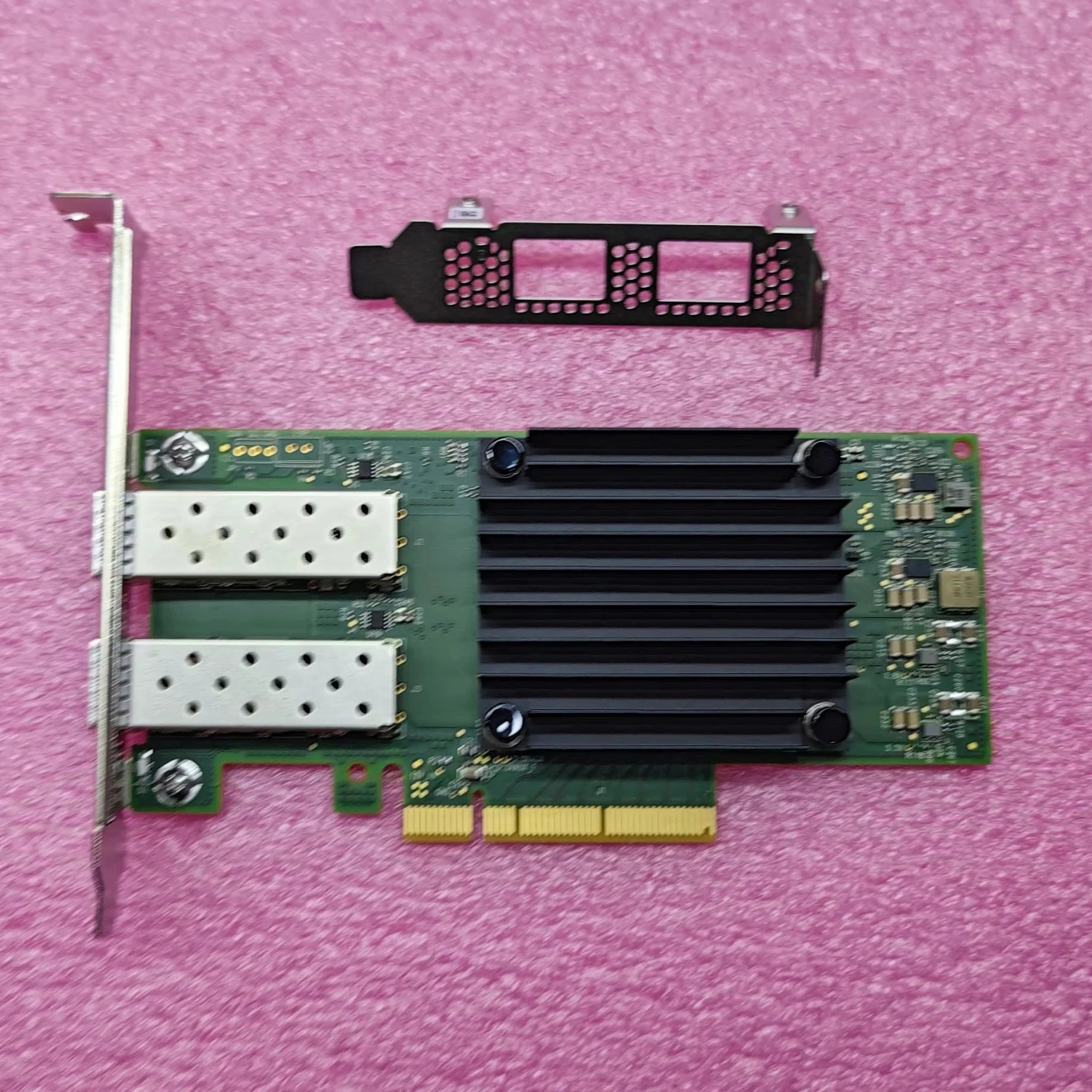 25GbE-Dual-Port-Network-Card-Used