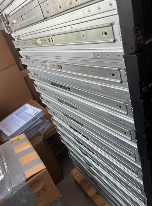 Used HPE ProLiant DL380 Gen10 8SFF 2U Server Barebone Chassis with P408i-a RAID Controller