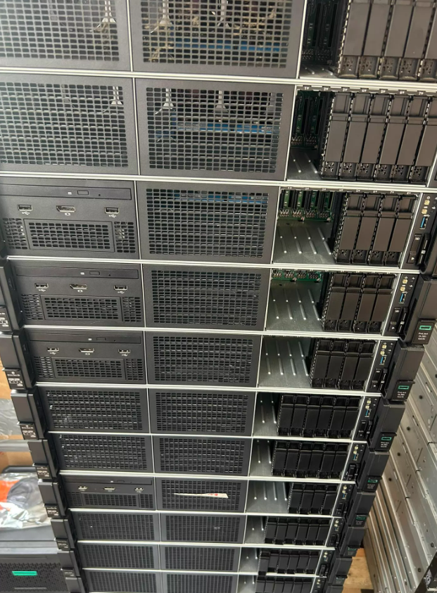 Used HPE ProLiant DL380 Gen10 8SFF 2U Server Barebone Chassis with P408i-a RAID Controller