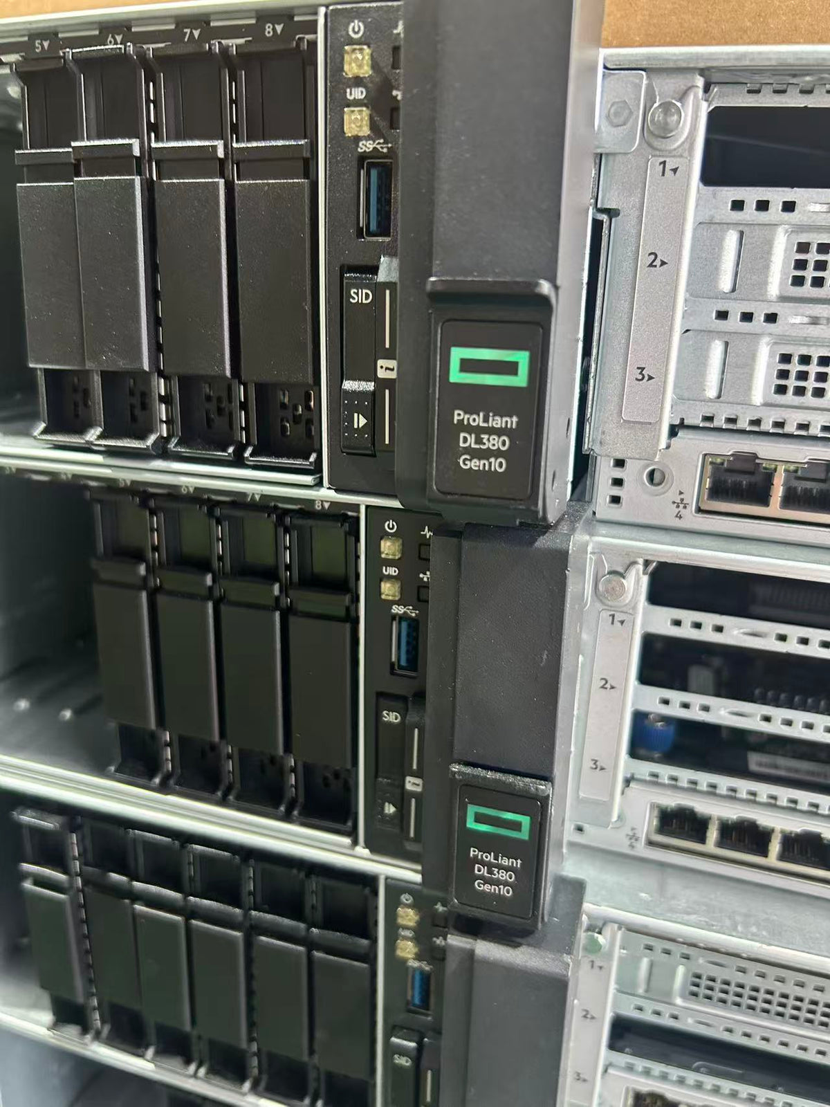Used HPE ProLiant DL380 Gen10 8SFF 2U Server Barebone Chassis with P408i-a RAID Controller